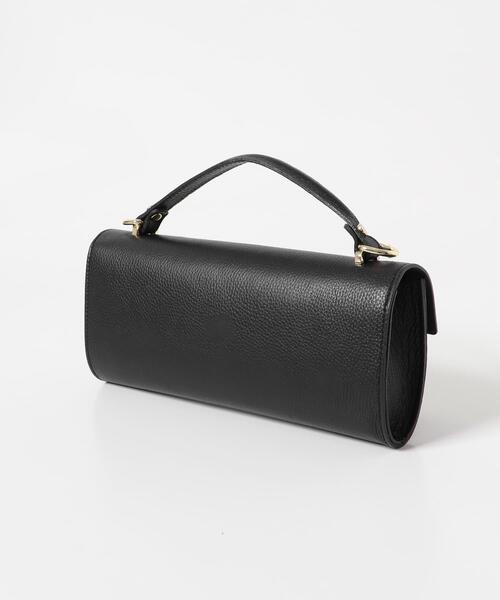 AULENTTI（オウレンティ）の「AULENTTI　ワイドショルダーBAG（ショルダーバッグ・レディース・ブラック/ベージュ・-）」の8枚目の写真