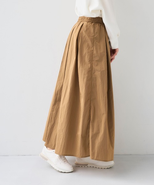 CROSS FUNCTION（クロスファンクション）の「《撥水》アクティかる ブライトナイロン撥水フレアスカート【CF/クロスファンクション】（スカート・レディース・ブラック/ブラウン・LL/L/M）」の6枚目の写真