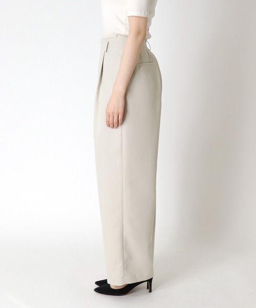 Jines（ジネス）の「タックワイドパンツ【2サイズ展開】（その他パンツ・レディース・ネイビー/ベージュ・36/38）」の5枚目の写真