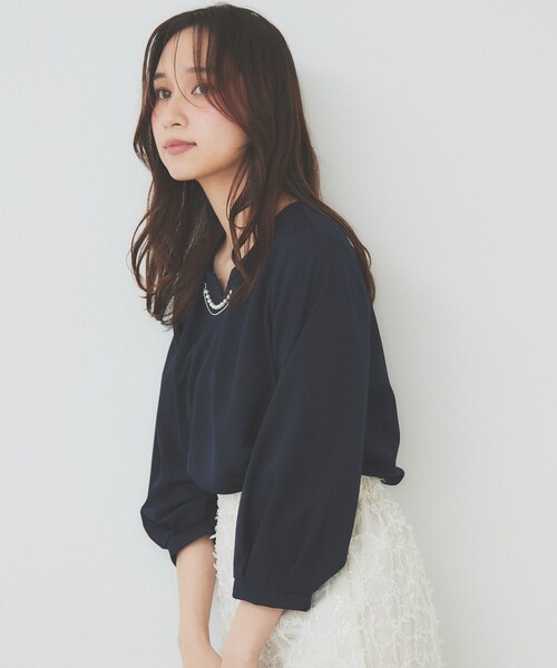 index（インデックス）の「2WAYキーネックタックブラウス【洗濯機洗い可/防シワ】（シャツ/ブラウス・レディース・ライトイエロー系/ホワイト系4/サンドベージュ/ネイビー・36/38/40/42）」の18枚目の写真