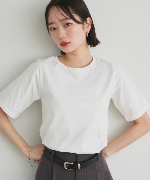ad thie(アドティエ)の「ベーシック コンパクトTシャツ(Tシャツ/カットソー・レディース・チャコール/ネイビー/オフホワイト/ナチュラル/ブラック・FREE)」の18枚目の写真