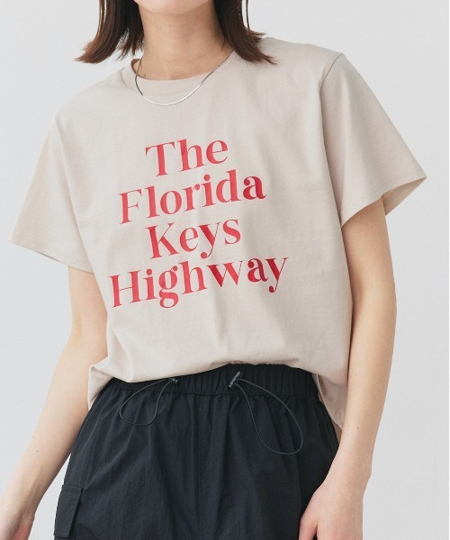 ad thie(アドティエ)の「ベーシックロゴ プリントTシャツ(Tシャツ/カットソー・レディース・ブルー/ナチュラル/ブラック/ホワイト×グリーン/ホワイト×ブラック/チャコール・FREE)」の6枚目の写真