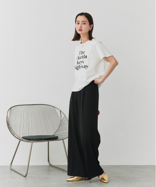 ad thie(アドティエ)の「ベーシックロゴ プリントTシャツ(Tシャツ/カットソー・レディース・ブルー/ナチュラル/ブラック/ホワイト×グリーン/ホワイト×ブラック/チャコール・FREE)」の13枚目の写真