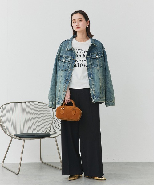 ad thie(アドティエ)の「ベーシックロゴ プリントTシャツ(Tシャツ/カットソー・レディース・ブルー/ナチュラル/ブラック/ホワイト×グリーン/ホワイト×ブラック/チャコール・FREE)」の18枚目の写真