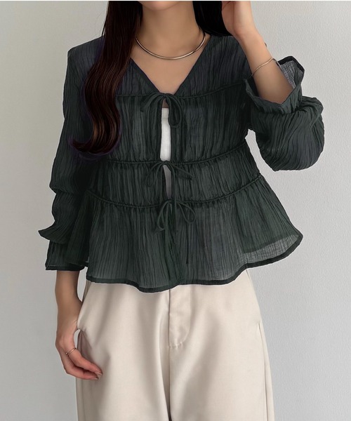 callautia(カラウティア)の「ギャザーリボンシアーブラウス(シャツ/ブラウス・レディース・ネイビー/ブラック/アイボリー・SMALL/MEDIUM/LARGE)」の11枚目の写真