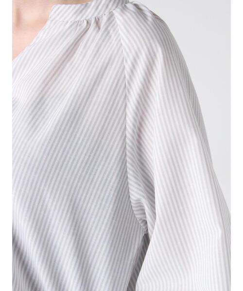 Lugnoncure（ルノンキュール）の「【イージーケア】7分袖スキッパーブラウス（シャツ/ブラウス・レディース・ネイビー/ピンク/オフホワイト/チャコールグレー・F）」の17枚目の写真