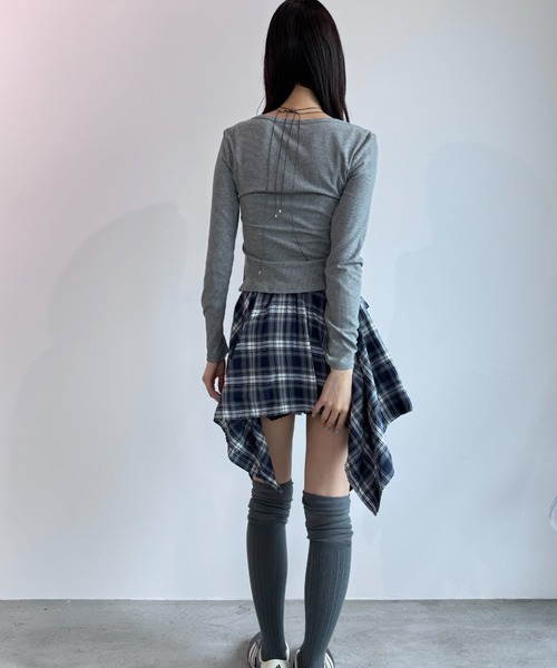 Y2K SYNAPSE FACTORY(ワイツーケー シナプスファクトリー)の「【Check】シャツ巻き風ミニスカート(スカート・レディース・ベージュ/ネイビー・FREE)」の13枚目の写真