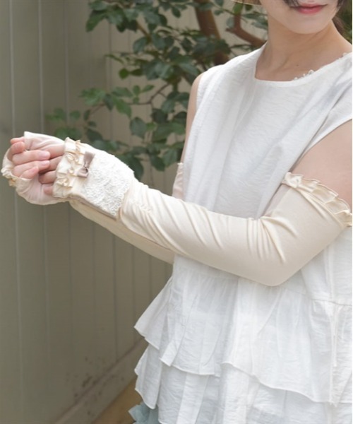 axes femme（アクシーズファム）の「レース重ねロングＵＶ手袋（手袋・レディース・ブラック/ピンク/キナリ・FREE）」の5枚目の写真