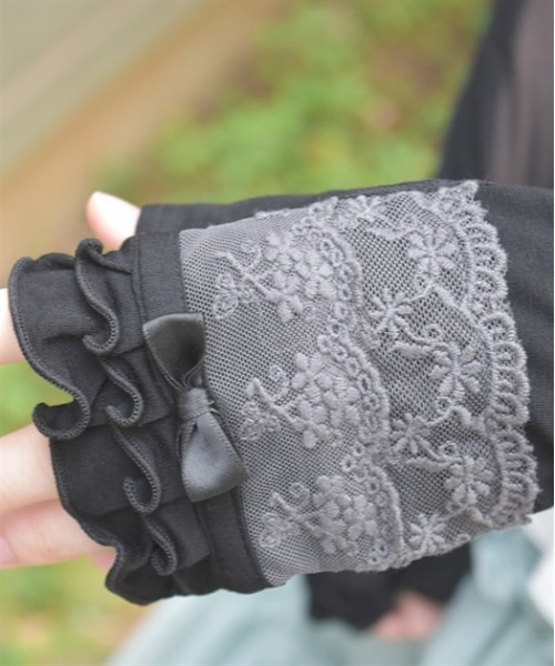 axes femme（アクシーズファム）の「レース重ねロングＵＶ手袋（手袋・レディース・ブラック/ピンク/キナリ・FREE）」の9枚目の写真