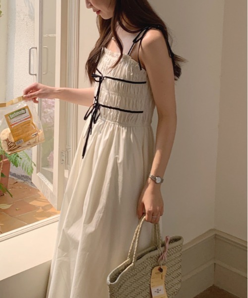gossip!ロサンゼルス(ゴシップロサンゼルス)の「モノトーン 大人ガーリーワンピース(ワンピース・レディース・ブラック/ホワイト・FREE)」の12枚目の写真