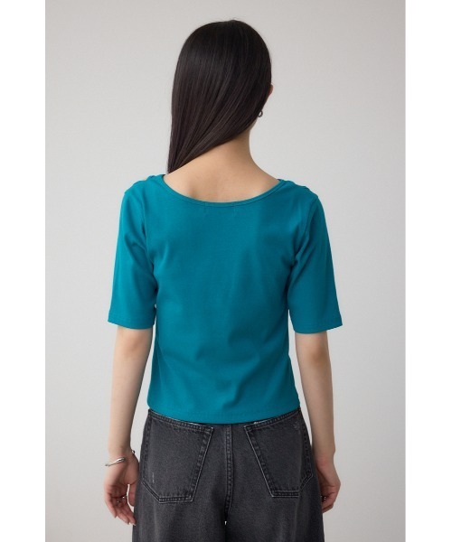 AZUL by moussy(アズールバイマウジー)の「デザインネックショートTシャツ(Tシャツ/カットソー・レディース・オフホワイト/ブルー/ブラック/ライトピンク・FREE)」の8枚目の写真