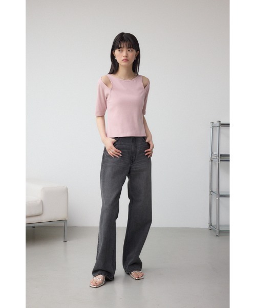 AZUL by moussy(アズールバイマウジー)の「デザインネックショートTシャツ(Tシャツ/カットソー・レディース・オフホワイト/ブルー/ブラック/ライトピンク・FREE)」の15枚目の写真