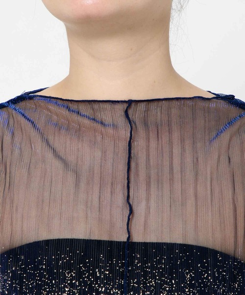 HARE（ハレ）の「ラメプリーツシアートップス(HARE)（Tシャツ/カットソー・レディース・ライトブルー/ブラック×シルバー/ブルー系その他/レッド/ブラック/ブルー/オレンジ・FREE）」の12枚目の写真