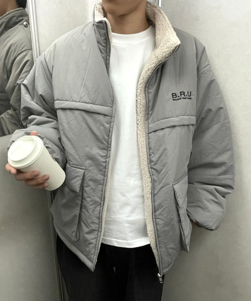 B.R.U（ブル）の「ロゴ刺繍ボアブルゾン（ダウンジャケット/コート・メンズ・グレー/ブラック・LARGE/MEDIUM）」の4枚目の写真
