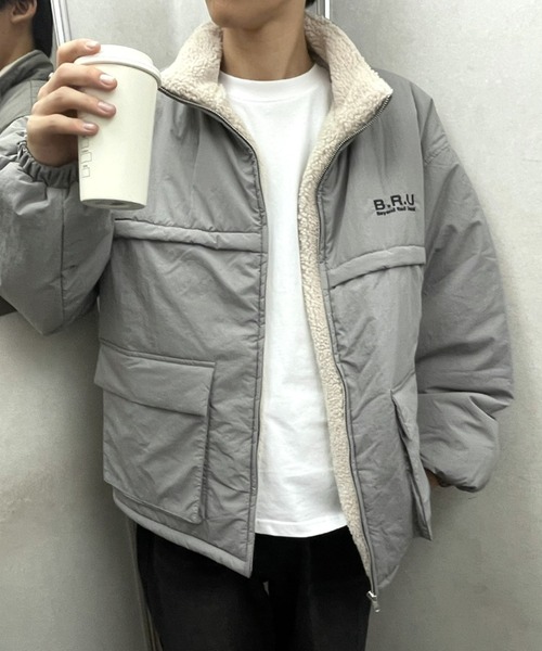 B.R.U（ブル）の「ロゴ刺繍ボアブルゾン（ダウンジャケット/コート・メンズ・グレー/ブラック・LARGE/MEDIUM）」の5枚目の写真