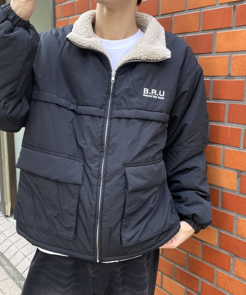 B.R.U（ブル）の「ロゴ刺繍ボアブルゾン（ダウンジャケット/コート・メンズ・グレー/ブラック・LARGE/MEDIUM）」の19枚目の写真