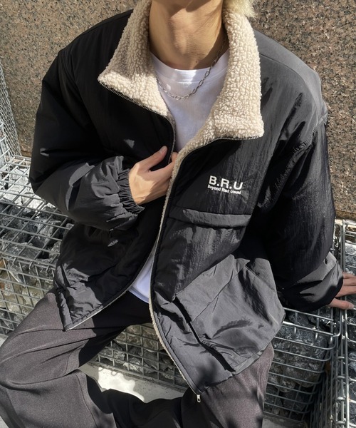 B.R.U（ブル）の「ロゴ刺繍ボアブルゾン（ダウンジャケット/コート・メンズ・グレー/ブラック・LARGE/MEDIUM）」の17枚目の写真