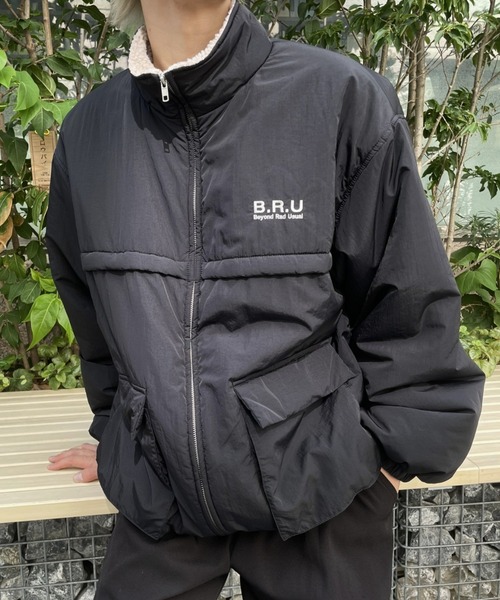 B.R.U（ブル）の「ロゴ刺繍ボアブルゾン（ダウンジャケット/コート・メンズ・グレー/ブラック・LARGE/MEDIUM）」の7枚目の写真