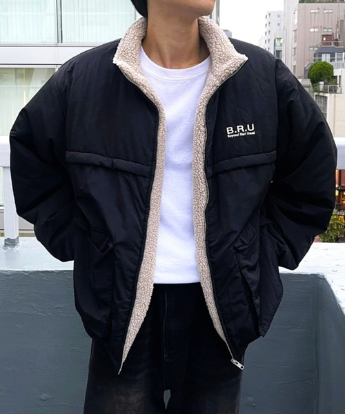B.R.U（ブル）の「ロゴ刺繍ボアブルゾン（ダウンジャケット/コート・メンズ・グレー/ブラック・LARGE/MEDIUM）」の11枚目の写真