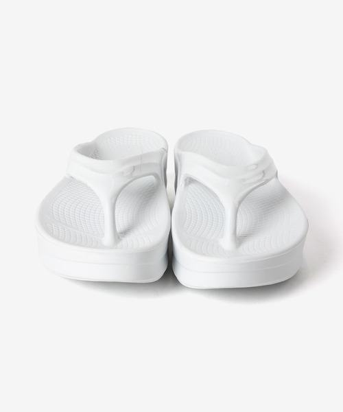 美品　OOFOS（ウーフォス）OOMEGA OOlala サンダル 楽天市場】(P10+1,000円OFFクーポン)【正規品】OOFOS ウーフォス