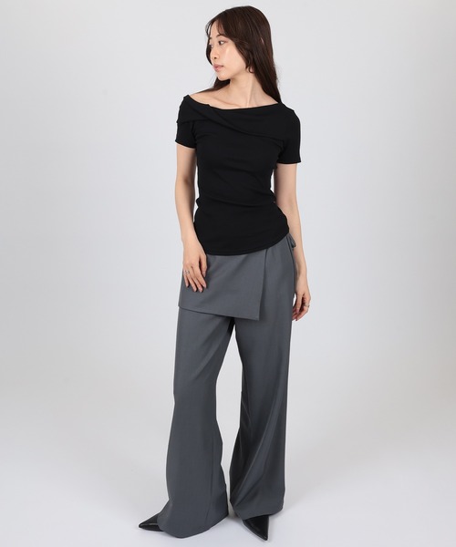 SUWDEE(スーディー)の「one shoulder twist t-shirt(Tシャツ/カットソー・レディース・ブラック/ホワイト・FREE)」の8枚目の写真