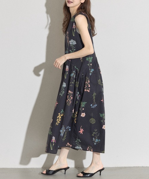 toccocloset ZOZO限定スリーブレスフラワーワンピース　Mサイズ新品 ZOZO限定】スリーブレスフラワーワンピース（ワンピース