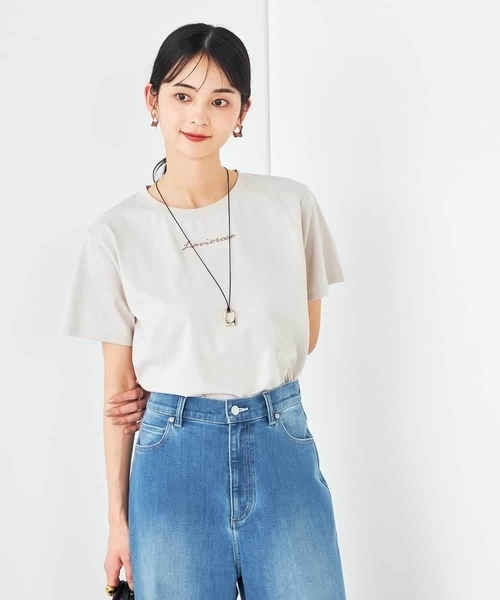 a.v.v(アーヴェヴェ)の「【コットン100%】コンパクト刺繍ロゴTシャツ(Tシャツ/カットソー・レディース・ホワイト/グレー系その他/ブラック・34/36/38/40/42)」の9枚目の写真