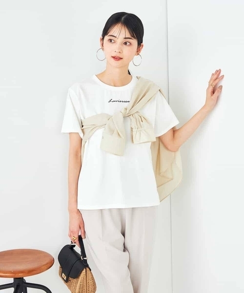 a.v.v(アーヴェヴェ)の「【コットン100%】コンパクト刺繍ロゴTシャツ(Tシャツ/カットソー・レディース・ホワイト/グレー系その他/ブラック・34/36/38/40/42)」の22枚目の写真