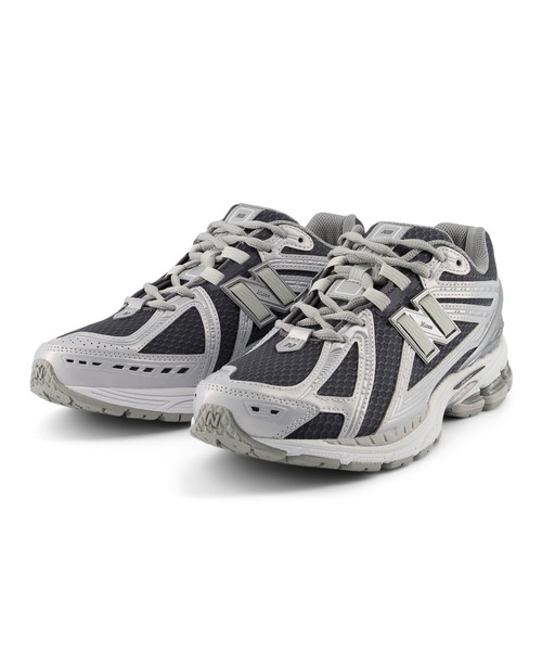 NEW BALANCE(ニューバランス)の「1906R(スニーカー・メンズ・ブラウン系その他/グレー・24.0cm/25.5cm/24.5cm/27.0cm/29.0cm/27.5cm/22.5cm/28.0cm/28.5cm/30.0cm/23.5cm/26.5cm/23.0cm/25.0cm/26.0cm/22.0cm)」の3枚目の写真