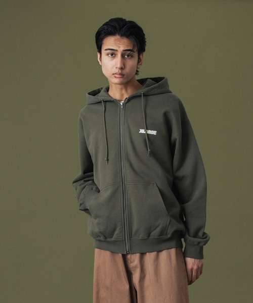 XLARGE(エクストララージ)の「【販売終了】SLANTED OG ZIP HOODED SWEATSHIRT(パーカー・メンズ・ブラック/オリーブ/ベージュ/アッシュ・S/M/L/XL/XXL)」の6枚目の写真