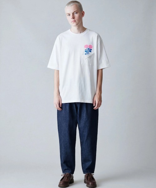 rehacer(レアセル)の「rehacer : BloomPocket Relax Fit T-Shirt / ブルームポケット リラックスフィット Tシャツ(Tシャツ/カットソー・メンズ・ホワイト/ブラック・SMALL/MEDIUM/LARGE/X-LARGE)」の16枚目の写真