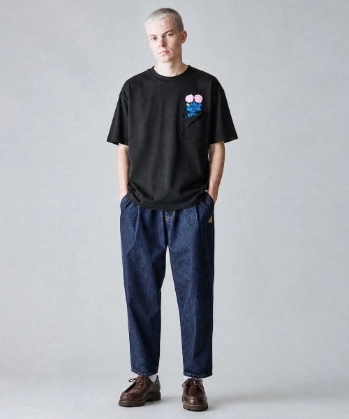 rehacer(レアセル)の「rehacer : BloomPocket Relax Fit T-Shirt / ブルームポケット リラックスフィット Tシャツ(Tシャツ/カットソー・メンズ・ホワイト/ブラック・SMALL/MEDIUM/LARGE/X-LARGE)」の17枚目の写真