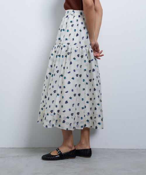 LANVIN en Bleu（ランバンオンブルー）の「ｆｌｅｕｒｅｔｔｅシャガードスカート（スカート・レディース・オフホワイト/ブラック・36/38/40）」の6枚目の写真