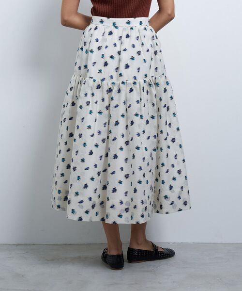 LANVIN en Bleu（ランバンオンブルー）の「ｆｌｅｕｒｅｔｔｅシャガードスカート（スカート・レディース・オフホワイト/ブラック・36/38/40）」の7枚目の写真
