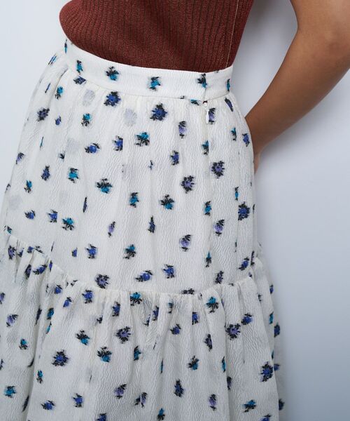 LANVIN en Bleu（ランバンオンブルー）の「ｆｌｅｕｒｅｔｔｅシャガードスカート（スカート・レディース・オフホワイト/ブラック・36/38/40）」の8枚目の写真