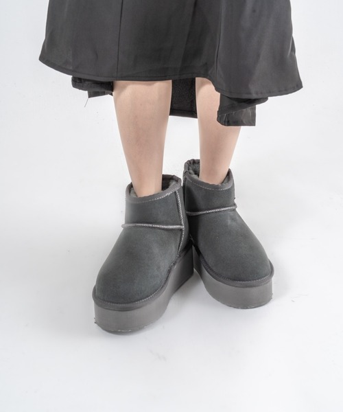 EMU Australia（エミューオーストラリア）の「【EMU（エミュ）】ムートンブーツ　ショート丈 ミニ丈 ショートブーツ　厚底（ブーツ・レディース・ブラック/ライトブラウン/ブラウン/チャコールグレー・6/8/5/7）」の14枚目の写真