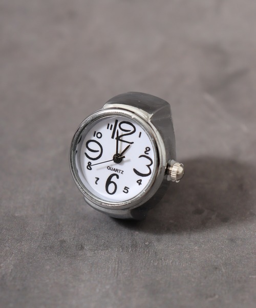 FUNALIVE（ファンアライブ）の「watch ring 時計型指輪　フリーサイズ仕様 oku-ring-g4（リング・メンズ・ピンク/パープル系その他3/ゴールド系3/イエロー系その他/ゴールド系/シルバー系6/ピンク系その他/ブラック系その他2/ブルー系その他2/ブルー系その他3/イエロー系その他3/グリーン/ゴールド系2/ゴールド系4/ゴールド系9/ゴールド系その他6/シルバー系3/シルバー系5/パープル系その他/パープル系その他2/ピンク系7/ホワイト/ホワイト系その他/ホワイト系その他3/レッド系その他/レッド系その他3/B/ゴールド系1/シルバー/シルバー系2/シルバー系4/ピンク系6/ピンク系その他6/ブラック系その他/ブラック系その他3/ホワイト系その他2/ホワイト系その他4/レッド系その他2/イエロー/グリーン系その他/ゴールド系5/ゴールド系6/ゴールド系7/ゴールド系8/シルバー系1/その他1/ピンク系その他2/ピンク系その他4/ブルー系その他・FREE）」の5枚目の写真