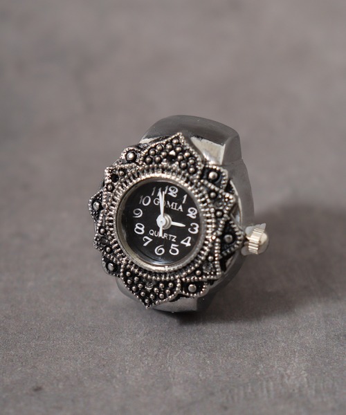 FUNALIVE（ファンアライブ）の「watch ring 時計型指輪　フリーサイズ仕様 oku-ring-g4（リング・メンズ・ピンク/パープル系その他3/ゴールド系3/イエロー系その他/ゴールド系/シルバー系6/ピンク系その他/ブラック系その他2/ブルー系その他2/ブルー系その他3/イエロー系その他3/グリーン/ゴールド系2/ゴールド系4/ゴールド系9/ゴールド系その他6/シルバー系3/シルバー系5/パープル系その他/パープル系その他2/ピンク系7/ホワイト/ホワイト系その他/ホワイト系その他3/レッド系その他/レッド系その他3/B/ゴールド系1/シルバー/シルバー系2/シルバー系4/ピンク系6/ピンク系その他6/ブラック系その他/ブラック系その他3/ホワイト系その他2/ホワイト系その他4/レッド系その他2/イエロー/グリーン系その他/ゴールド系5/ゴールド系6/ゴールド系7/ゴールド系8/シルバー系1/その他1/ピンク系その他2/ピンク系その他4/ブルー系その他・FREE）」の8枚目の写真