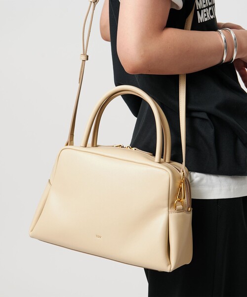 tov（トーヴ）の「＜TOV＞PETAL バッグ（ボストンバッグ・レディース・オフホワイト/ベージュ・FREE）」の18枚目の写真