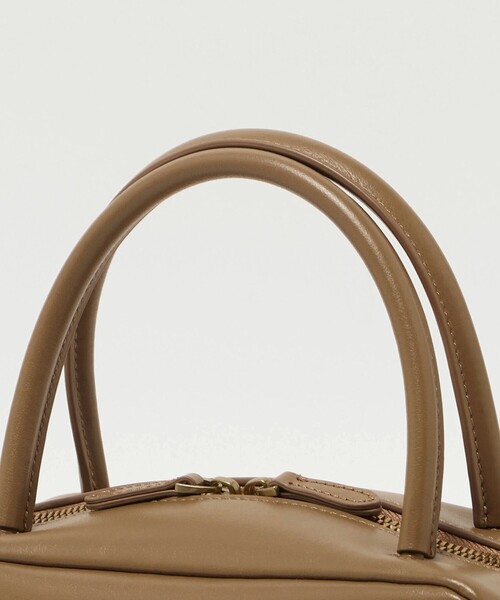 tov（トーヴ）の「＜TOV＞PETAL バッグ（ボストンバッグ・レディース・オフホワイト/ベージュ・FREE）」の3枚目の写真