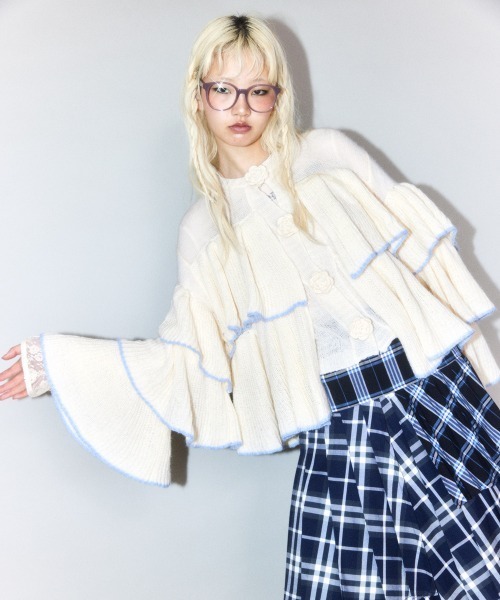 Candy Stripper(キャンディストリッパー)の「ROSE SHEER KNIT カーディガン(カーディガン/ボレロ・レディース・ブラウン/アイボリー/ブラック・FREE)」の8枚目の写真