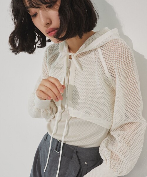 セール】【完売間近！】フードショートニットボレロ｜シアートップス