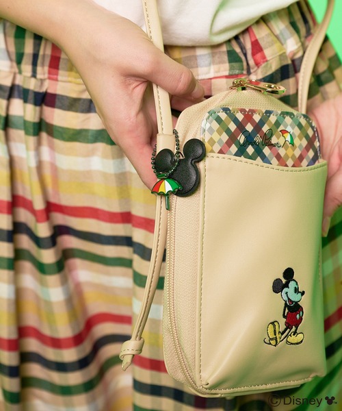 Disney(ディズニー)の「Mickey/Arnold Palmer/シェアキーホルダー(キーホルダー・レディース・ブラック/ホワイト・F)」の2枚目の写真