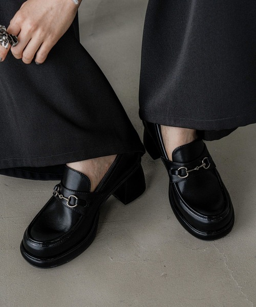 HARE(ハレ)の「ビットヒールローファー(HARE)(ローファー・レディース・ブラック・MEDIUM/LARGE)」の4枚目の写真