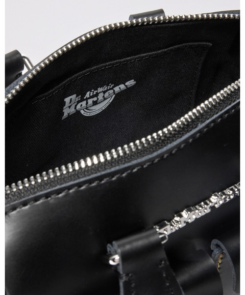 Dr. Martens(ドクターマーチン)の「Dr. Martens/ドクターマーチン ミニ トップ ハンドル バッグ 41242001(ハンドバッグ・レディース・ブラック・FREE)」の8枚目の写真