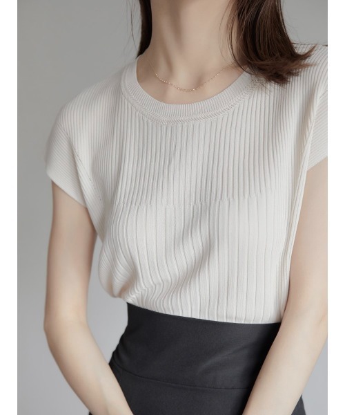 amel（エイメル）の「フレンチスリーブリブニット / アイボリー（ニット/セーター・レディース・アイボリー・FREE）」の4枚目の写真