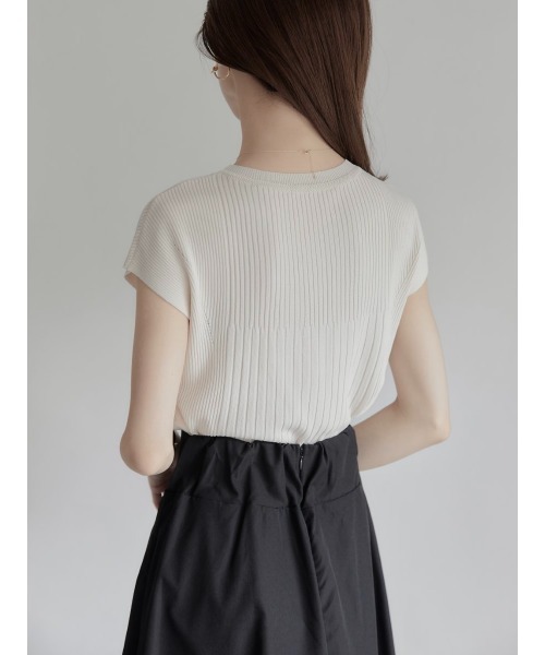 amel（エイメル）の「フレンチスリーブリブニット / アイボリー（ニット/セーター・レディース・アイボリー・FREE）」の7枚目の写真