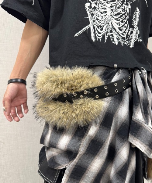 A'GEM/9 × .kom『NOVESSEL/ノベセル』ファー付きハトメベルト（ベルト