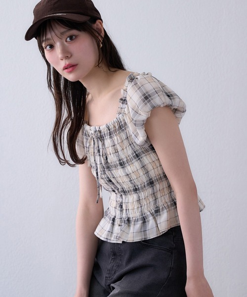 【WEB限定/新色追加】シャーリングブラウス