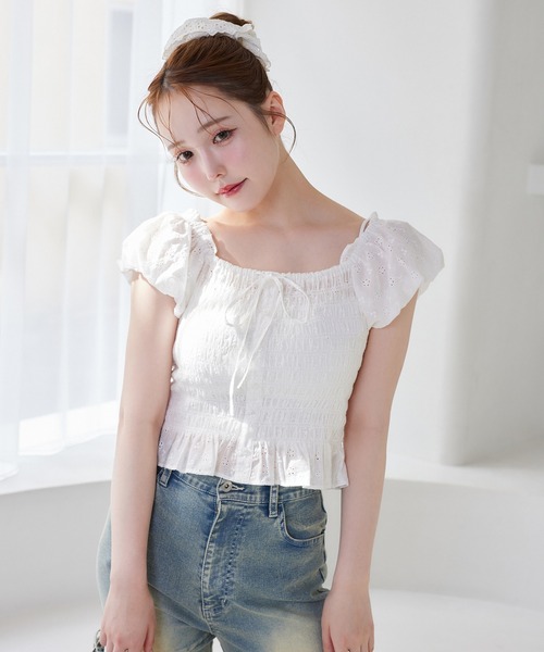 one after another NICE CLAUP（ワンアフターアナザーナイスクラップ）の「【WEB限定/新色追加】シャーリングブラウス（シャツ/ブラウス・レディース・ブラック/ホワイト/ネイビー系/ベージュ系その他・FREE）」の17枚目の写真